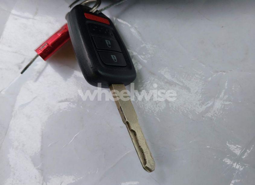 Photo 11 of 2018 Honda Fit LX (VIN 3HGGK5H45JM708922)