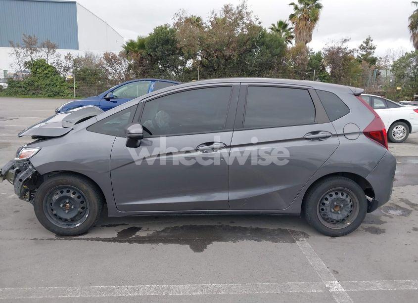 Photo 14 of 2018 Honda Fit LX (VIN 3HGGK5H45JM708922)