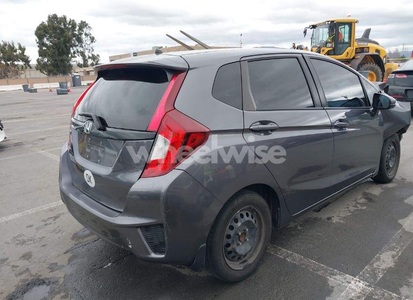 Photo 4 of 2018 Honda Fit LX (VIN 3HGGK5H45JM708922)