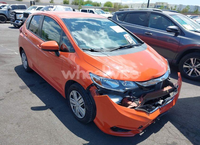 2018 Honda Fit LX (VIN 3HGGK5H45JM733884) main photo