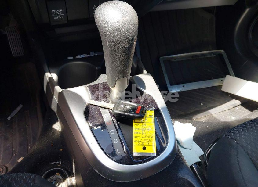 Photo 11 of 2018 Honda Fit LX (VIN 3HGGK5H45JM733884)