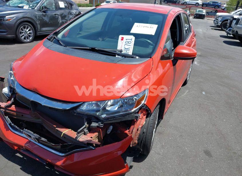 Photo 2 of 2018 Honda Fit LX (VIN 3HGGK5H45JM733884)