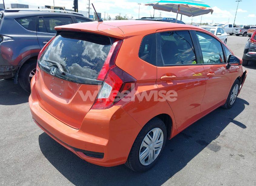 Photo 4 of 2018 Honda Fit LX (VIN 3HGGK5H45JM733884)