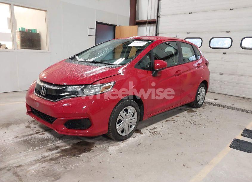 Photo 2 of 2019 Honda Fit LX (VIN 3HGGK5H45KM714589)