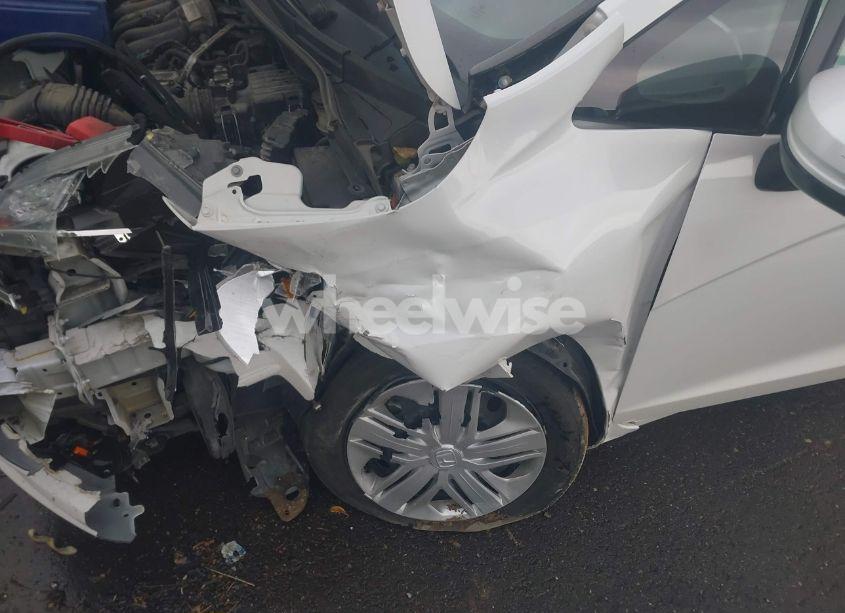 Photo 12 of 2019 Honda Fit LX (VIN 3HGGK5H45KM745759)