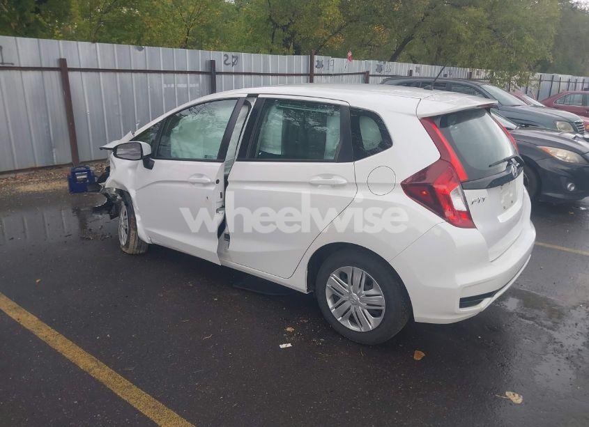 Photo 3 of 2019 Honda Fit LX (VIN 3HGGK5H45KM745759)