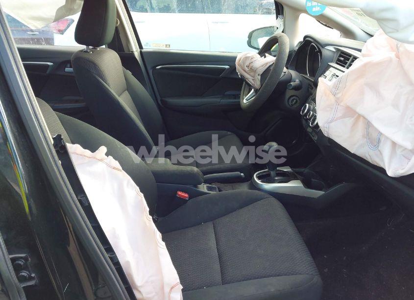 Photo 5 of 2020 Honda Fit LX (VIN 3HGGK5H45LM710446)