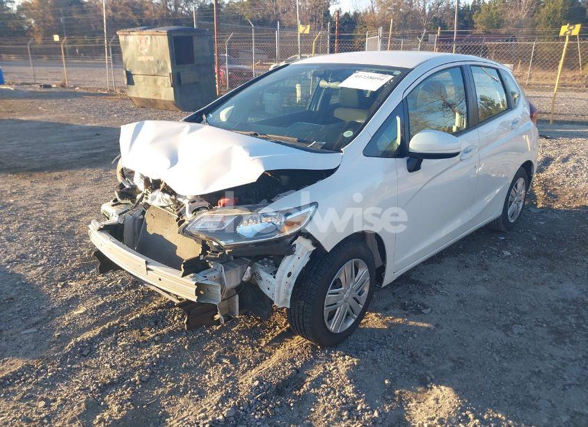 Photo 2 of 2018 Honda Fit LX (VIN 3HGGK5H46JM736518)