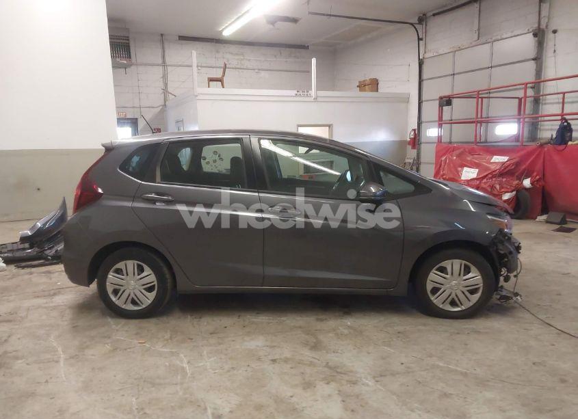 Photo 14 of 2019 Honda Fit LX (VIN 3HGGK5H46KM701432)