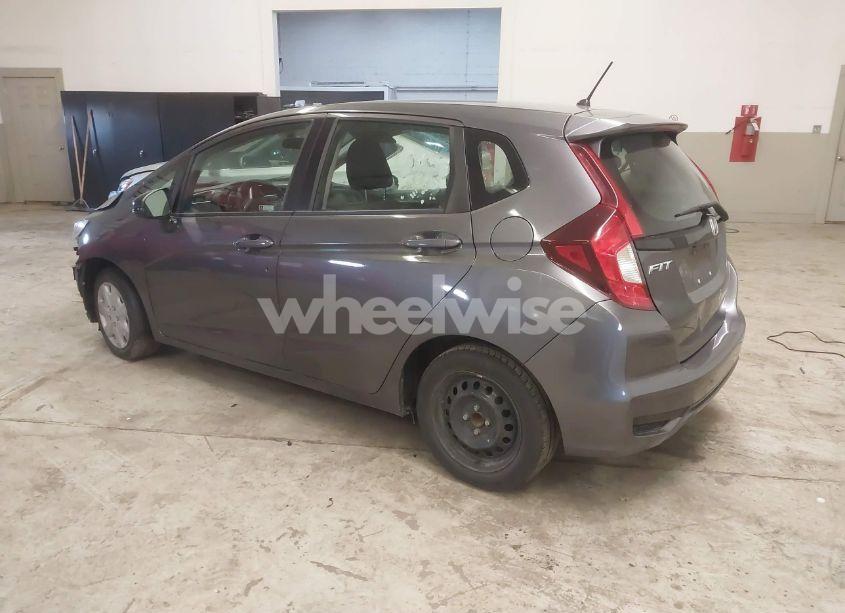 Photo 3 of 2019 Honda Fit LX (VIN 3HGGK5H46KM701432)
