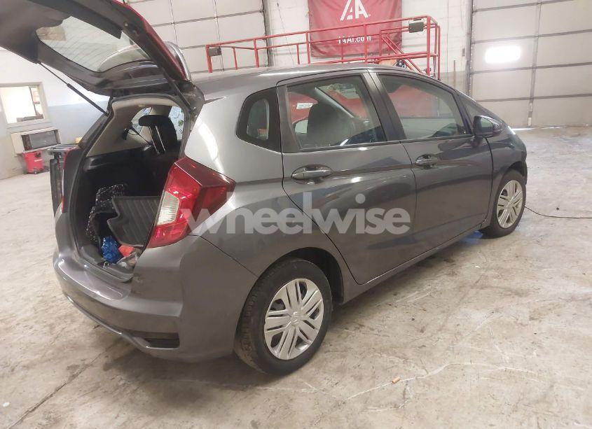 Photo 4 of 2019 Honda Fit LX (VIN 3HGGK5H46KM701432)
