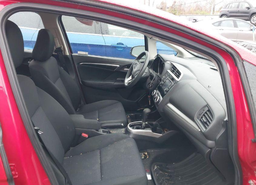 Photo 5 of 2019 Honda Fit LX (VIN 3HGGK5H46KM725889)