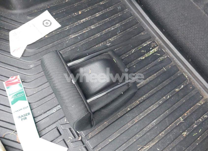 Photo 11 of 2019 Honda Fit LX (VIN 3HGGK5H46KM729358)