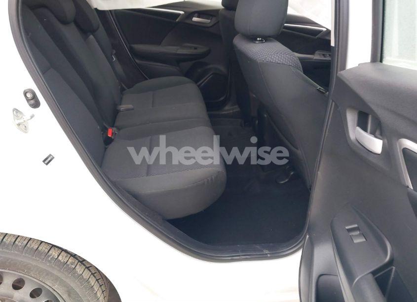 Photo 8 of 2019 Honda Fit LX (VIN 3HGGK5H46KM731191)