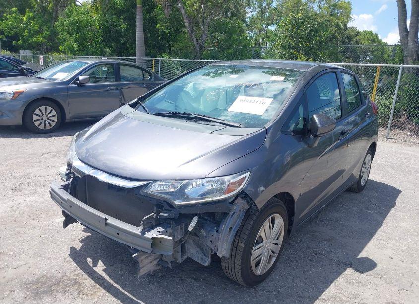 Photo 2 of 2019 Honda Fit LX (VIN 3HGGK5H46KM736715)
