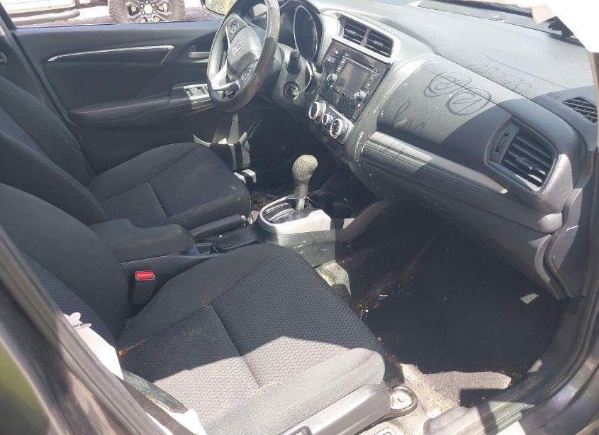 Photo 5 of 2019 Honda Fit LX (VIN 3HGGK5H46KM736715)