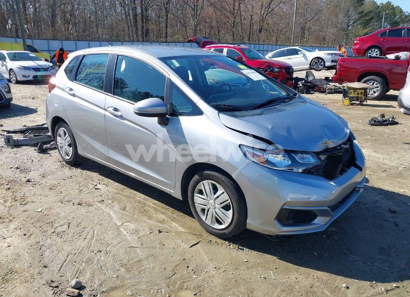 2019 Honda Fit LX (VIN 3HGGK5H46KM745253) main photo