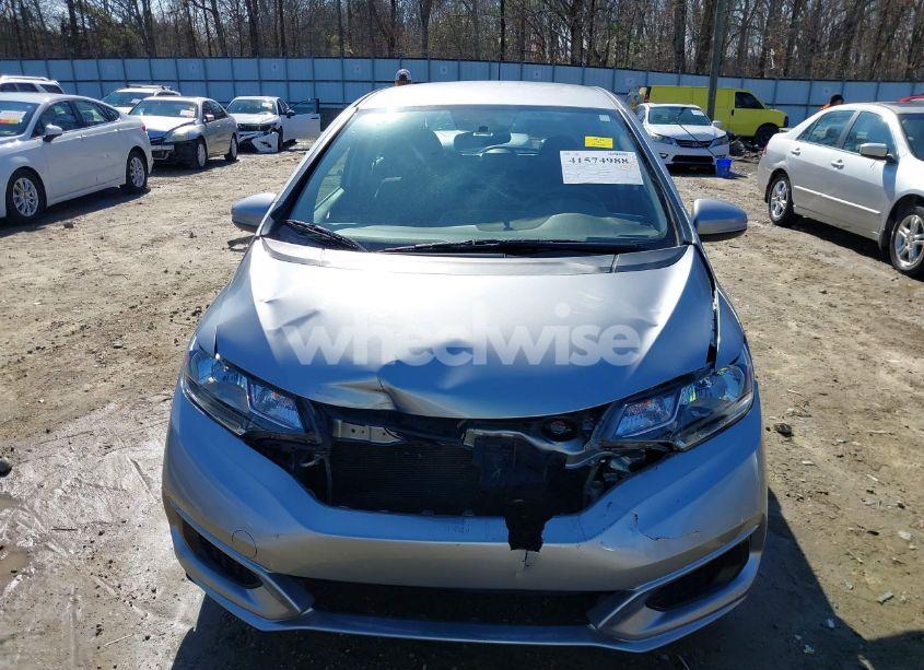 Photo 6 of 2019 Honda Fit LX (VIN 3HGGK5H46KM745253)