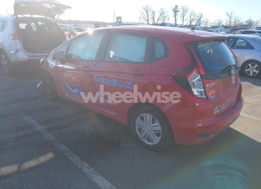 Photo 3 of 2019 Honda Fit LX (VIN 3HGGK5H47KM710964)