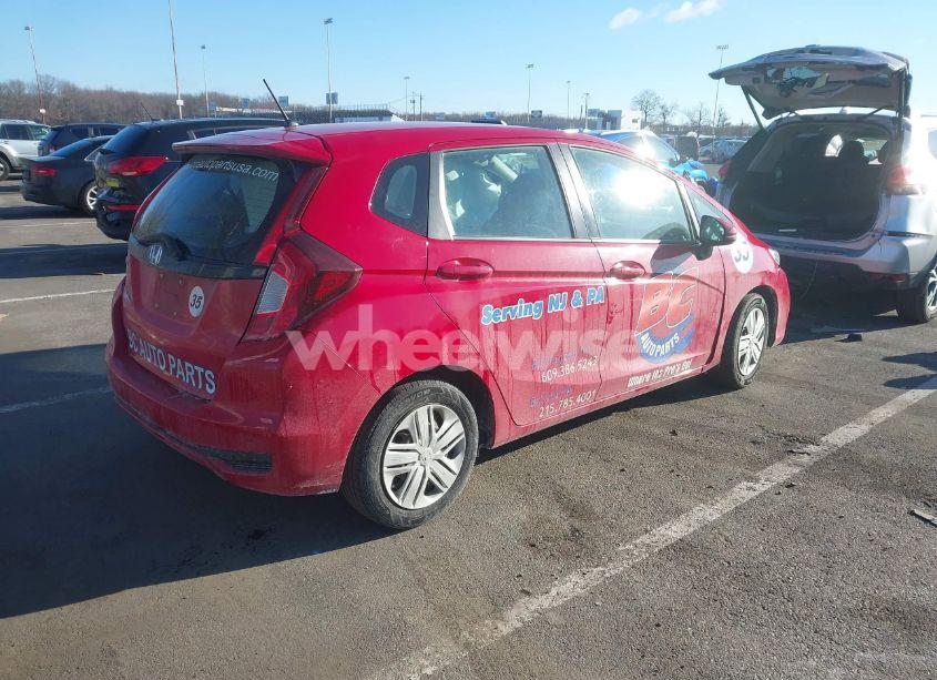 Photo 4 of 2019 Honda Fit LX (VIN 3HGGK5H47KM710964)