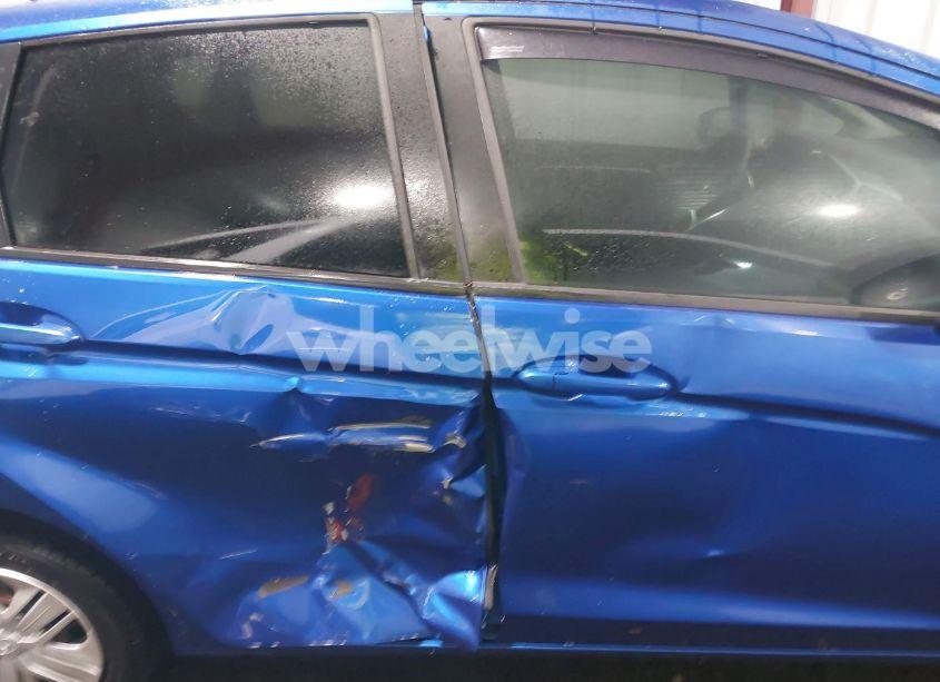 Photo 13 of 2019 Honda Fit LX (VIN 3HGGK5H47KM736786)