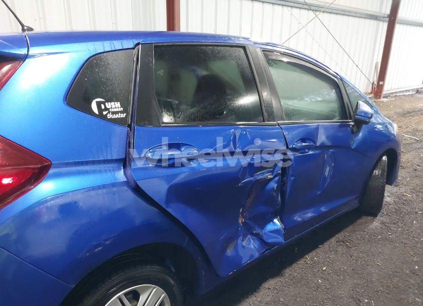 Photo 6 of 2019 Honda Fit LX (VIN 3HGGK5H47KM736786)