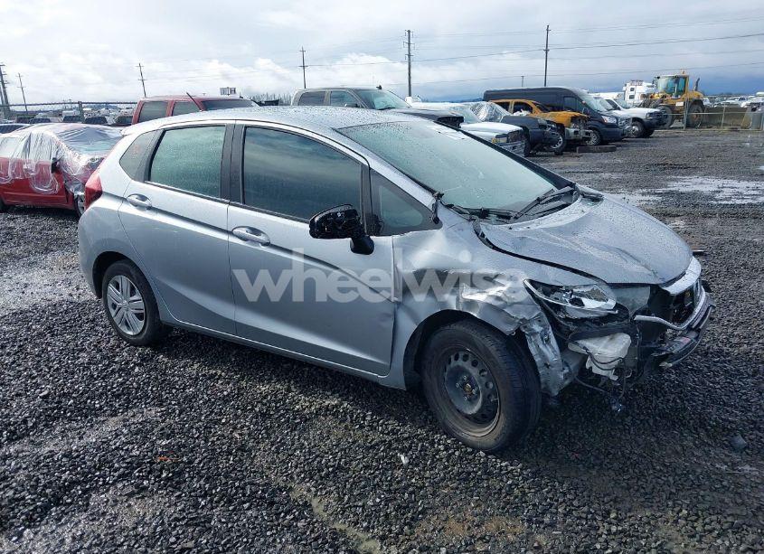 2019 Honda Fit LX (VIN 3HGGK5H48KM712030) main photo