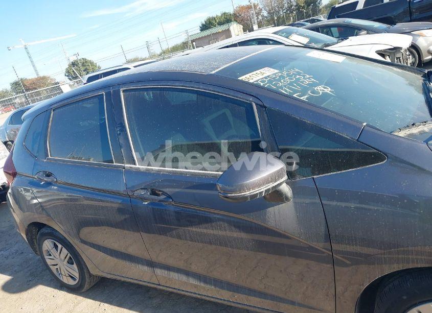 Photo 12 of 2019 Honda Fit LX (VIN 3HGGK5H48KM720032)