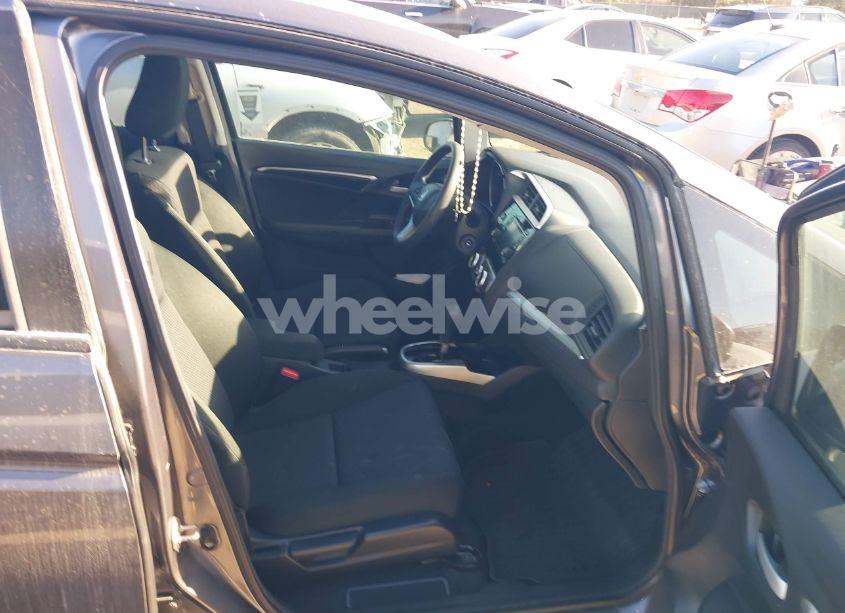 Photo 5 of 2019 Honda Fit LX (VIN 3HGGK5H48KM720032)