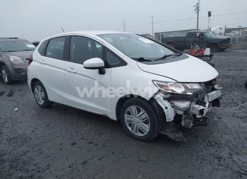 2019 Honda Fit LX (VIN 3HGGK5H49KM722808) main photo