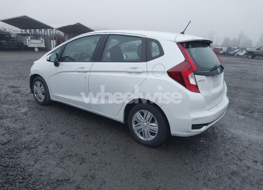 Photo 3 of 2019 Honda Fit LX (VIN 3HGGK5H49KM722808)