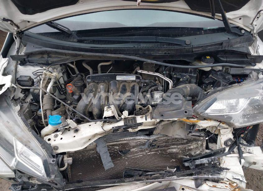 Photo 10 of 2019 Honda Fit LX (VIN 3HGGK5H49KM747577)