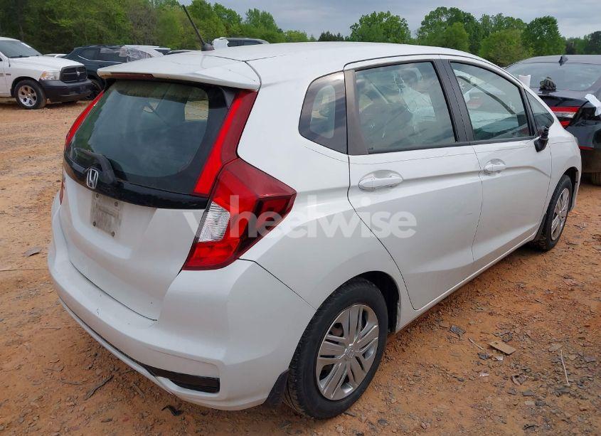 Photo 4 of 2019 Honda Fit LX (VIN 3HGGK5H4XKM704303)