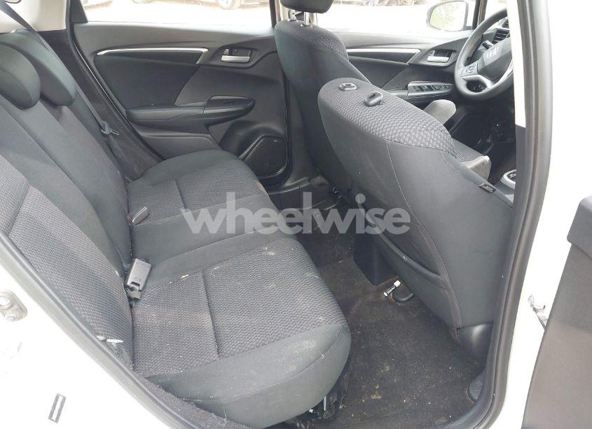 Photo 8 of 2019 Honda Fit LX (VIN 3HGGK5H4XKM704303)