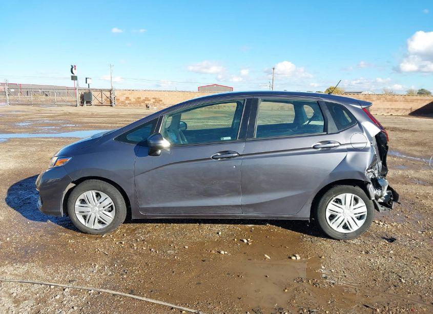 Photo 15 of 2019 Honda Fit LX (VIN 3HGGK5H4XKM712661)