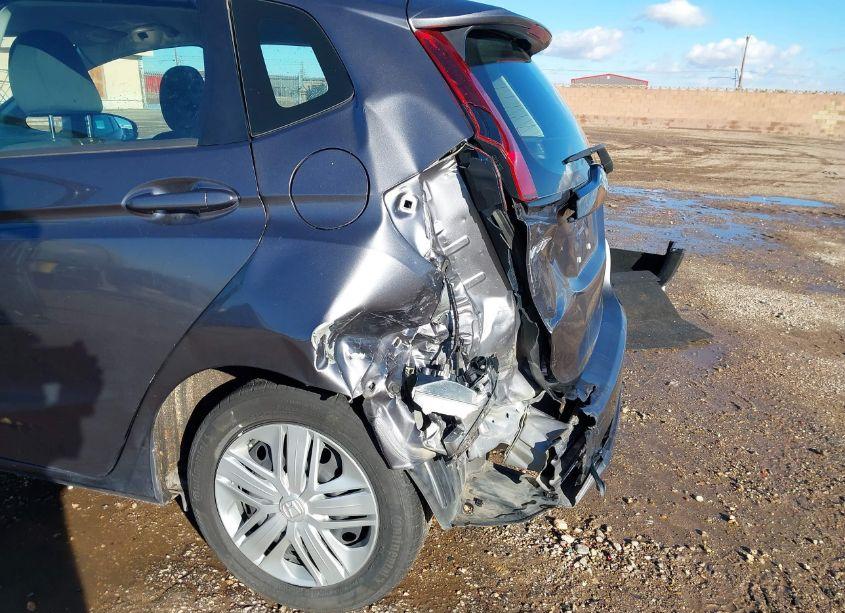 Photo 6 of 2019 Honda Fit LX (VIN 3HGGK5H4XKM712661)