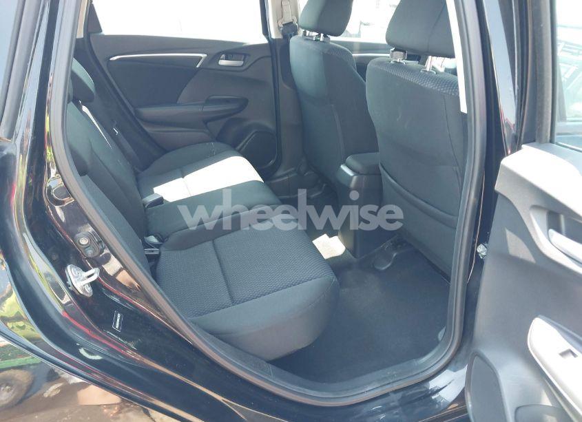 Photo 8 of 2019 Honda Fit LX (VIN 3HGGK5H4XKM724020)