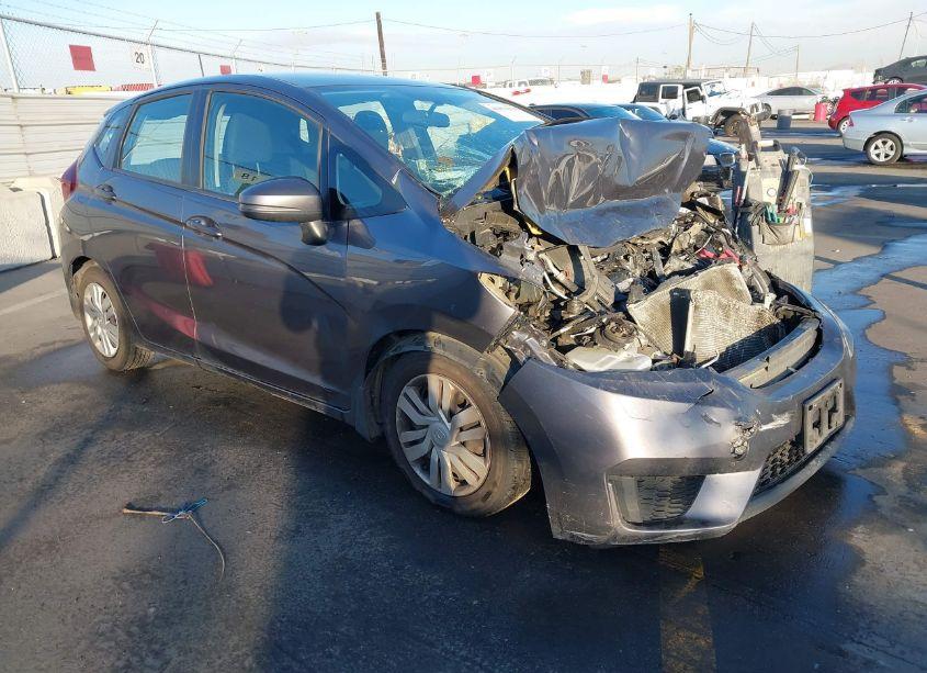 2015 Honda Fit LX (VIN 3HGGK5H50FM714773) main photo