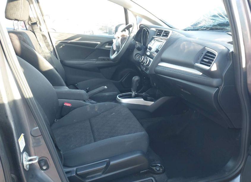 Photo 5 of 2015 Honda Fit LX (VIN 3HGGK5H50FM714773)