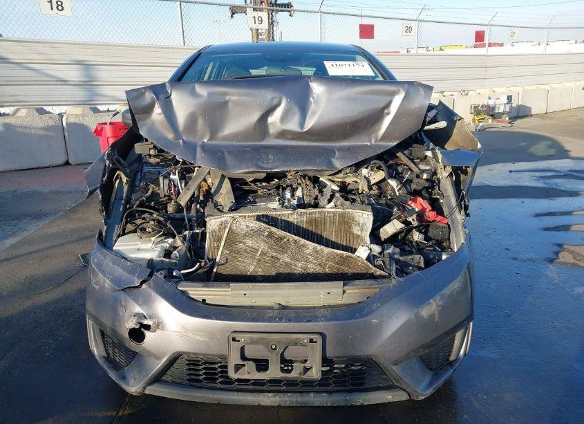 Photo 6 of 2015 Honda Fit LX (VIN 3HGGK5H50FM714773)