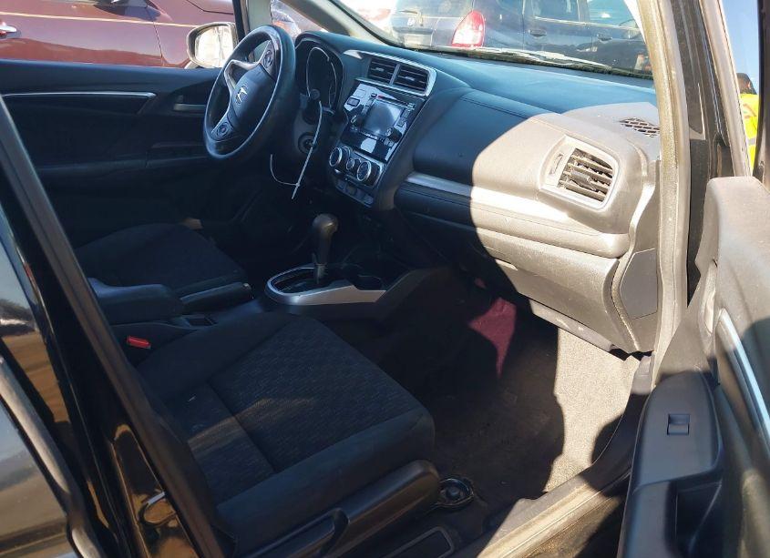 Photo 5 of 2015 Honda Fit LX (VIN 3HGGK5H50FM721027)