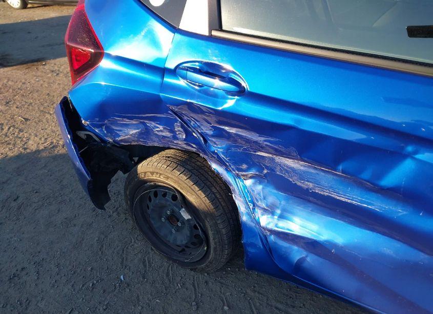 Photo 6 of 2015 Honda Fit LX (VIN 3HGGK5H50FM758336)