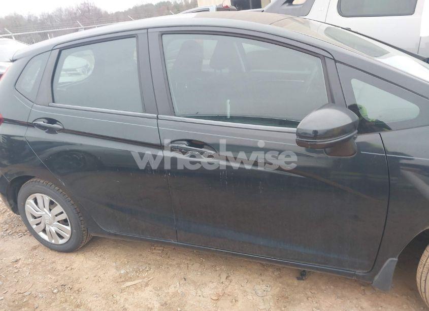 Photo 13 of 2015 Honda Fit LX (VIN 3HGGK5H50FM775511)