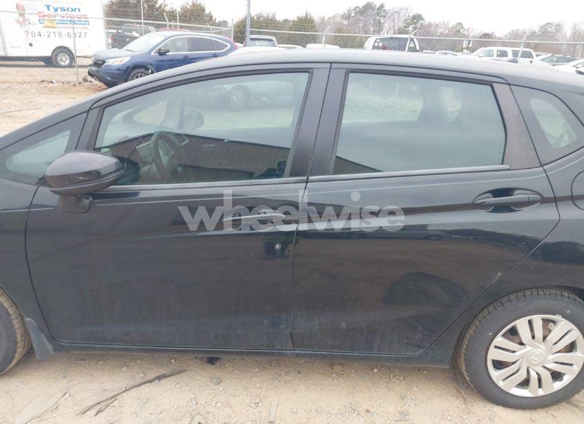 Photo 14 of 2015 Honda Fit LX (VIN 3HGGK5H50FM775511)