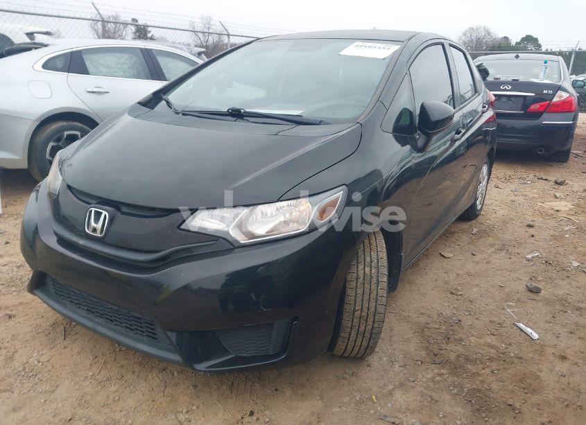 Photo 2 of 2015 Honda Fit LX (VIN 3HGGK5H50FM775511)