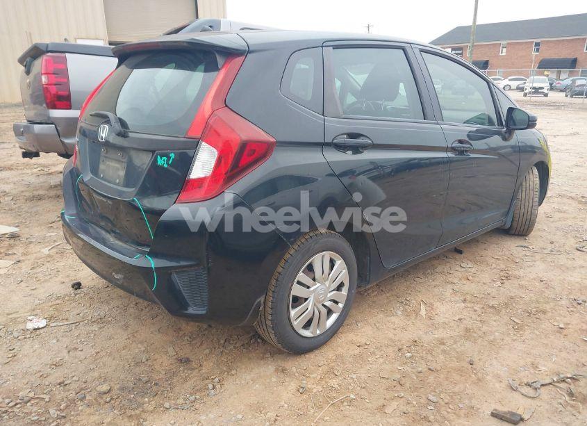 Photo 4 of 2015 Honda Fit LX (VIN 3HGGK5H50FM775511)