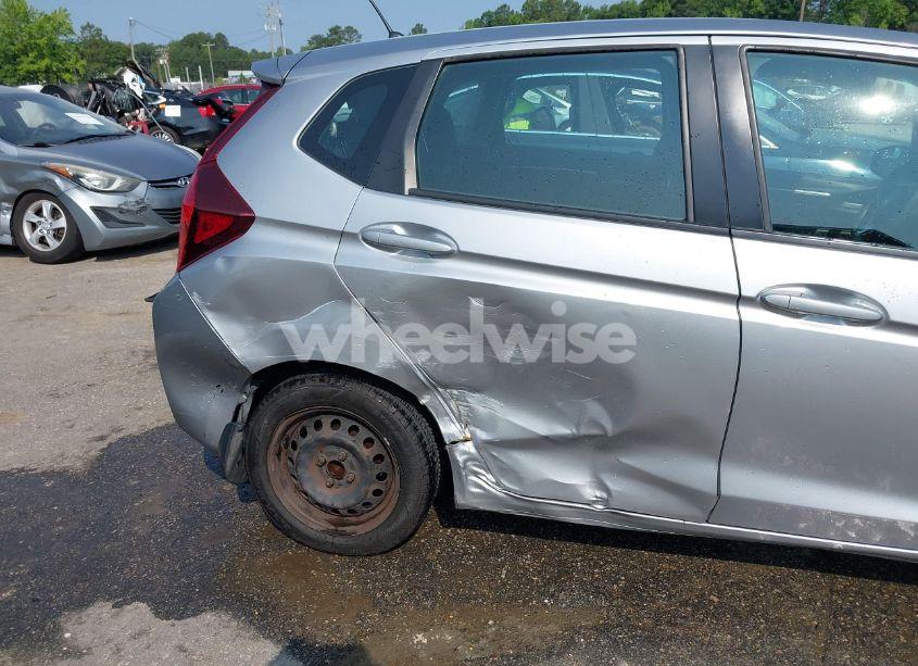 Photo 6 of 2017 Honda Fit LX (VIN 3HGGK5H50HM705123)