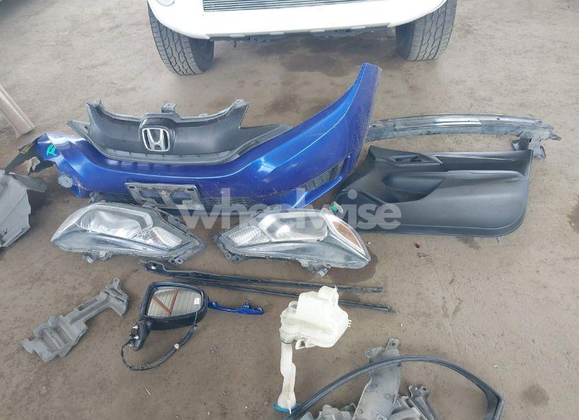 Photo 12 of 2015 Honda Fit LX (VIN 3HGGK5H51FM711607)