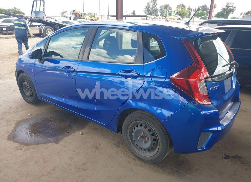 Photo 3 of 2015 Honda Fit LX (VIN 3HGGK5H51FM711607)