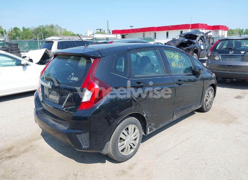 Photo 4 of 2015 Honda Fit LX (VIN 3HGGK5H51FM724566)
